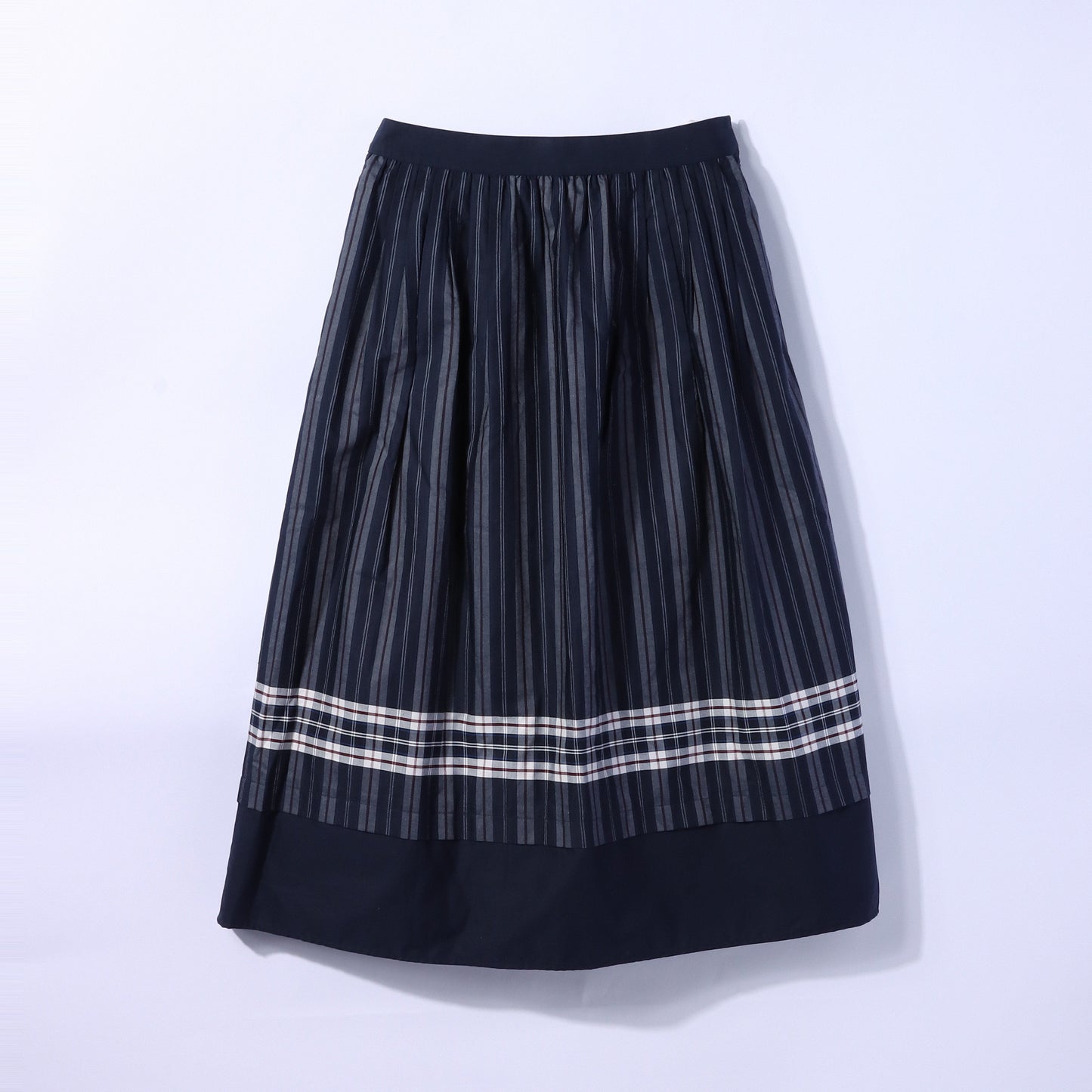 パネルニューヨーカータータン タックフレアスカート