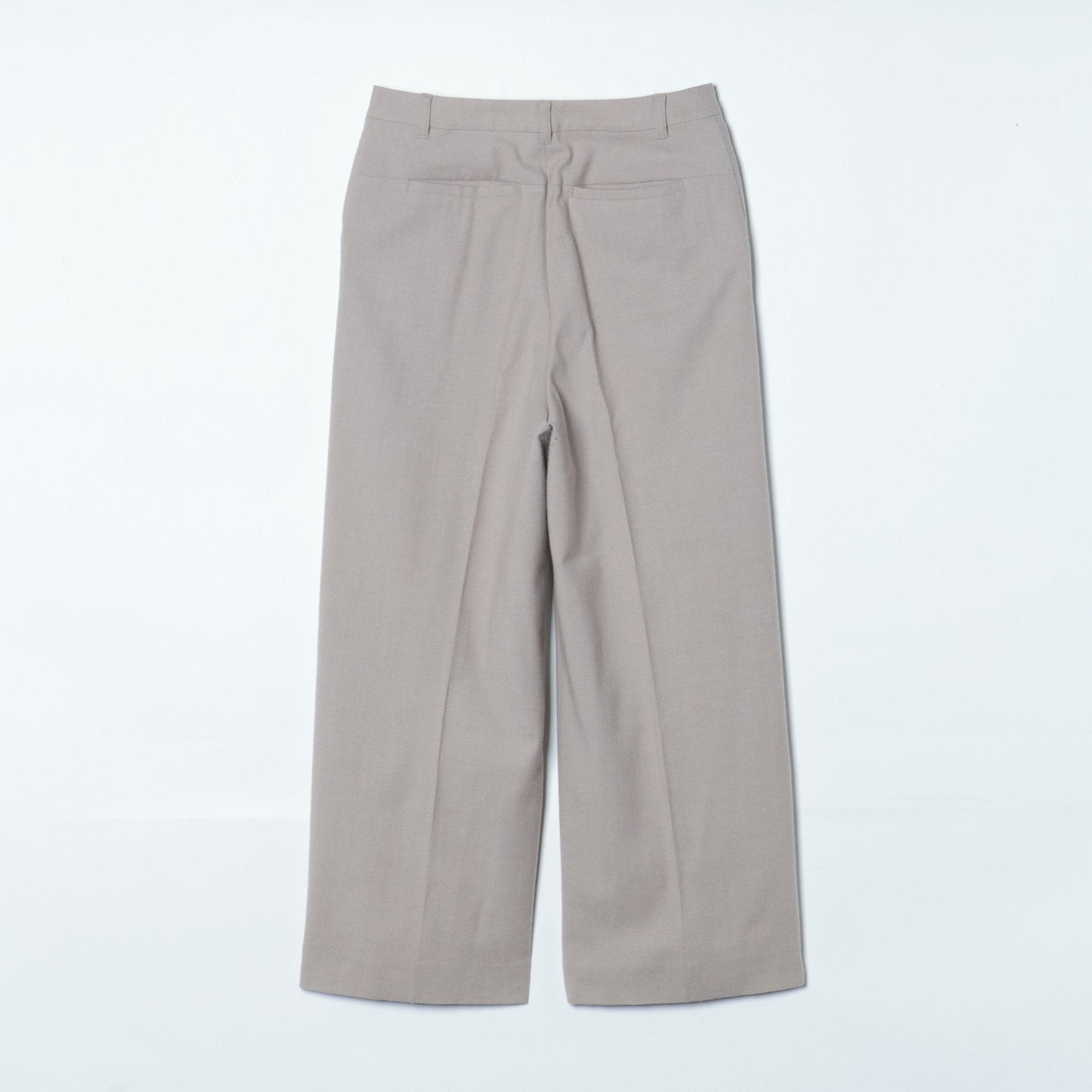 タンブルストレッチウール ストレートシルエットパンツ