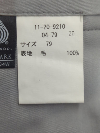ウールノータックスラックス